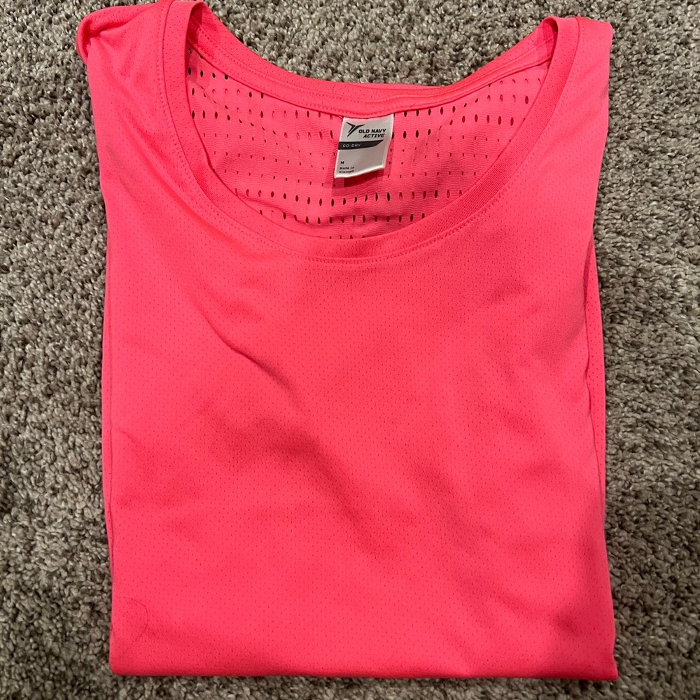 women’s shirt